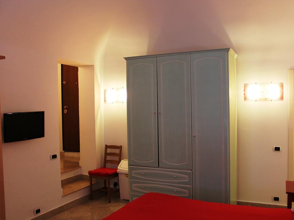 Hella Ibernesi 23 Fori Imperiali Inn, New Gestion! Rome Bilik gambar